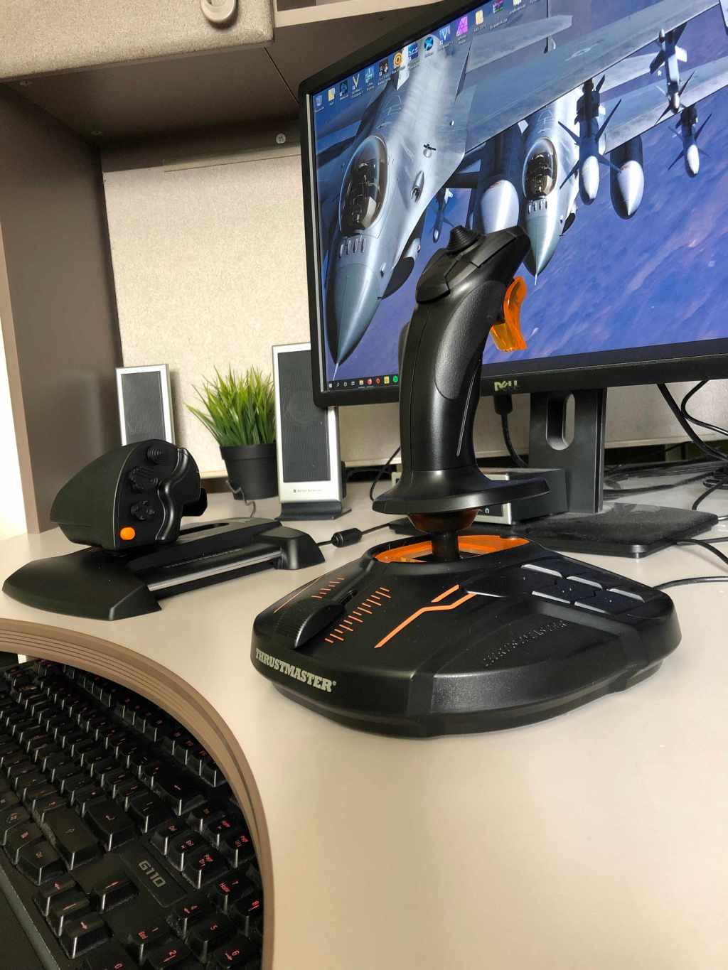 New hardware review coming soon: Thrustmaster T.16000M flight&nbsp;pack