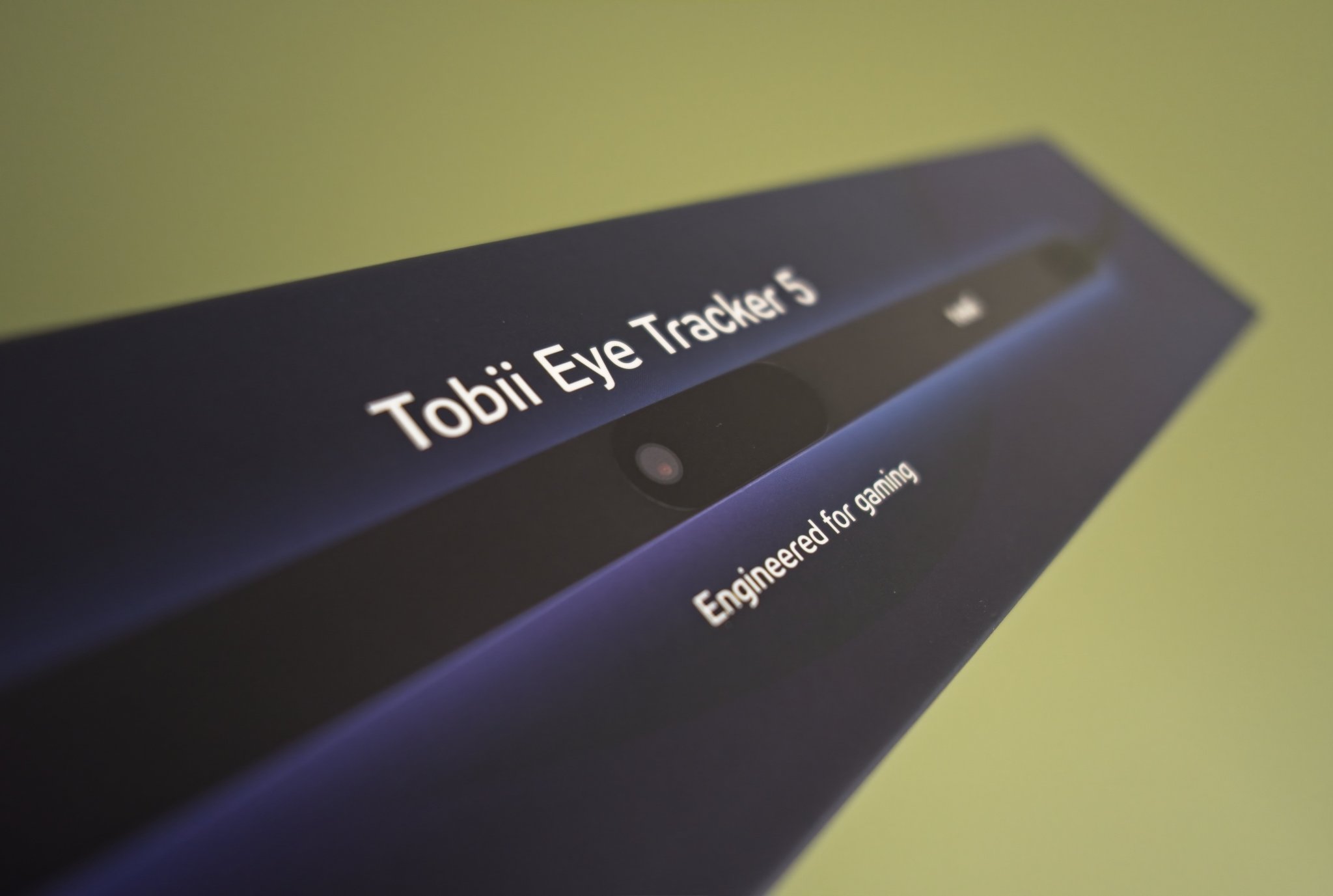 Next generation head tracking? Tobii Eye Tracker 5 full review ...